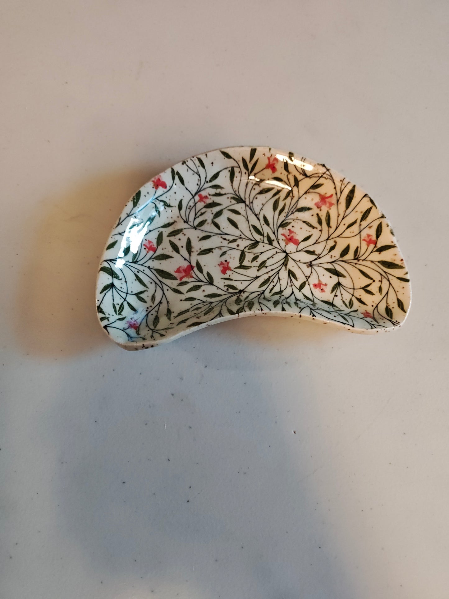 Bean Shaped Floral Pattern Trinket Dish