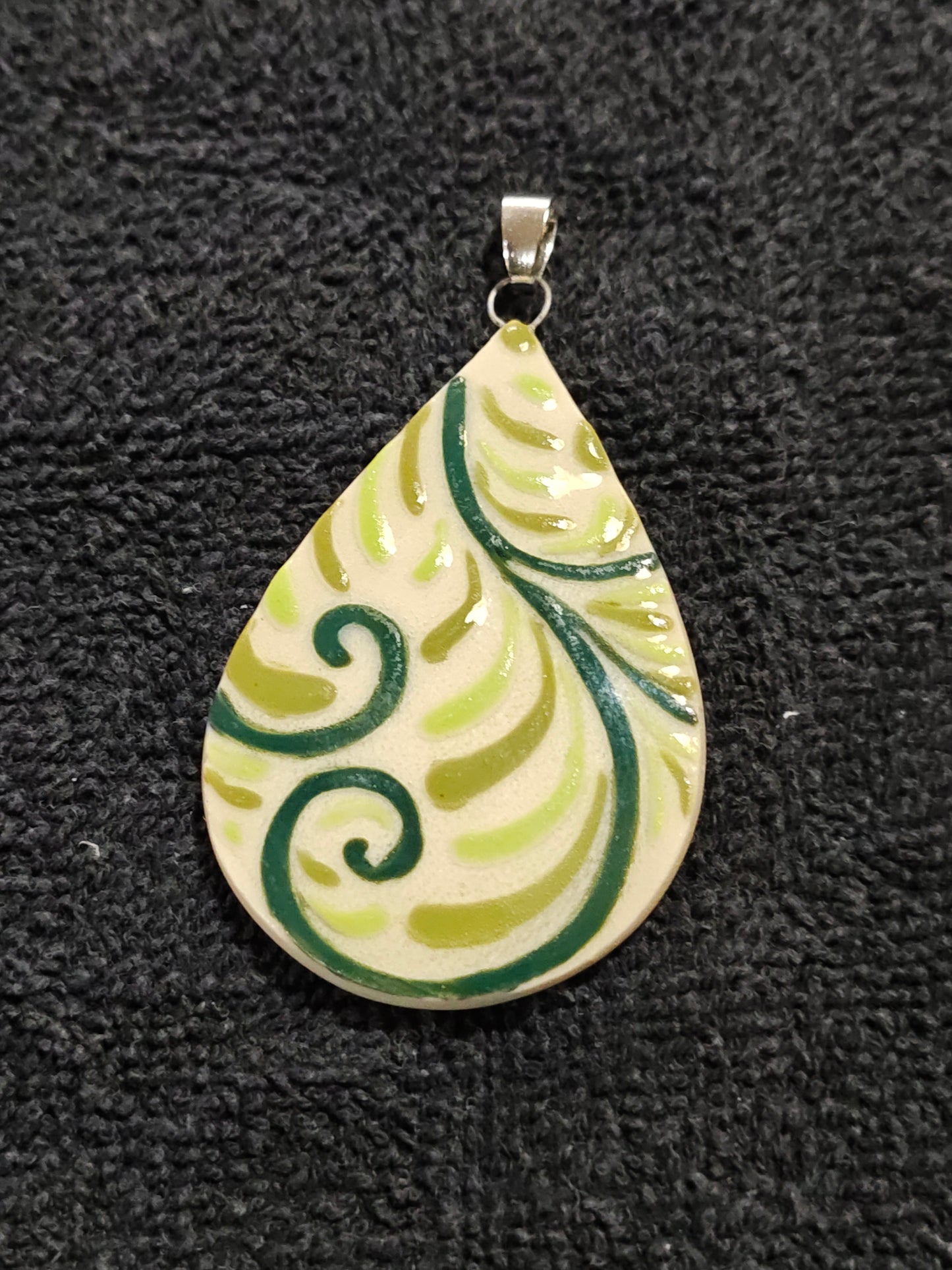 Green Scrollwork Pendant - P86