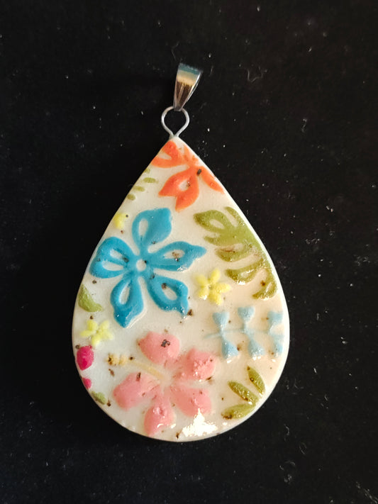 Multicolor Floral Pattern Pendant - P46