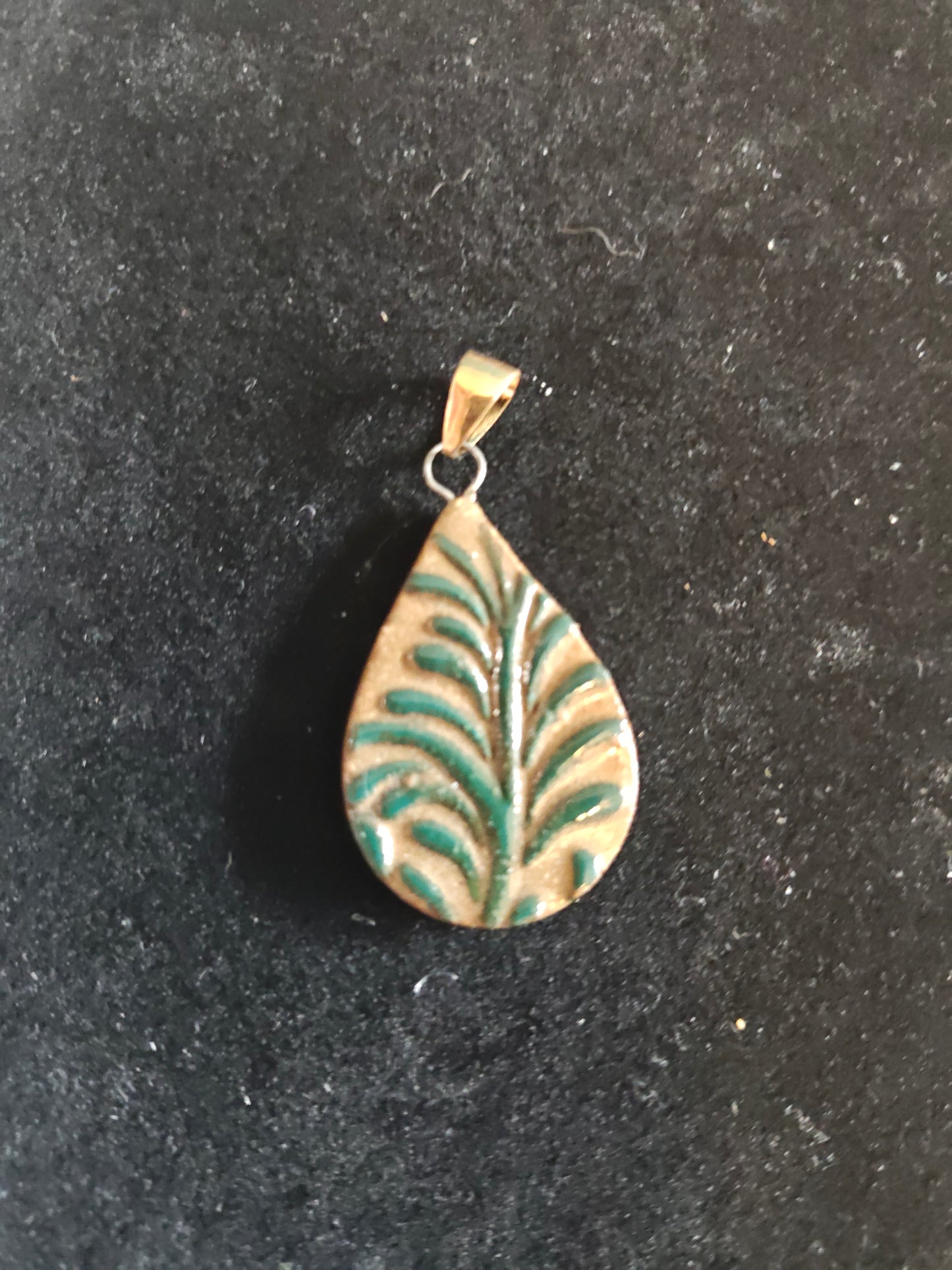 Green Scrollwork Pendant - P33
