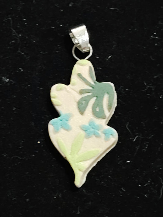 Leaf Shaped Pendant - P77