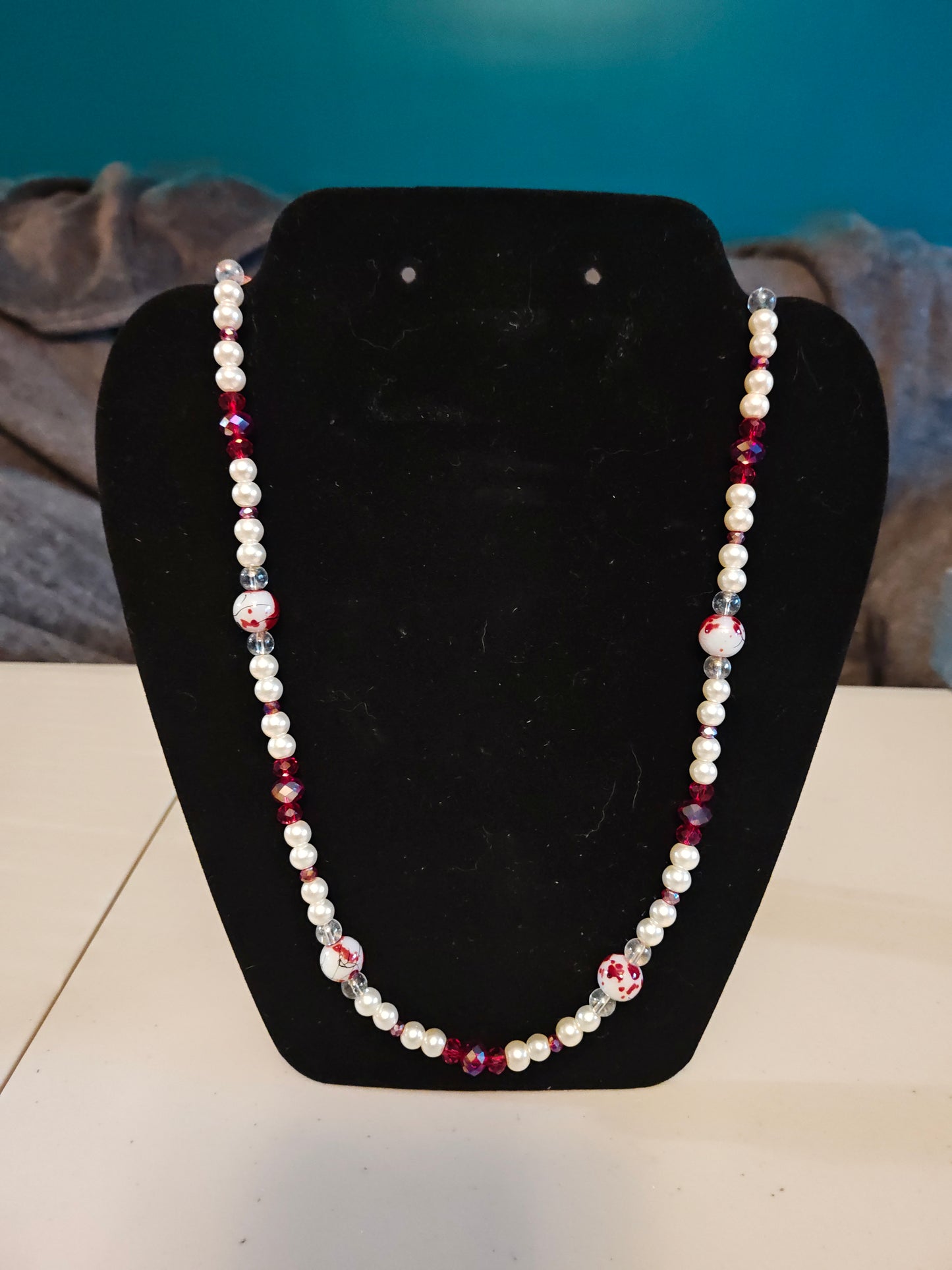 Red and White Beaded necklace - S31