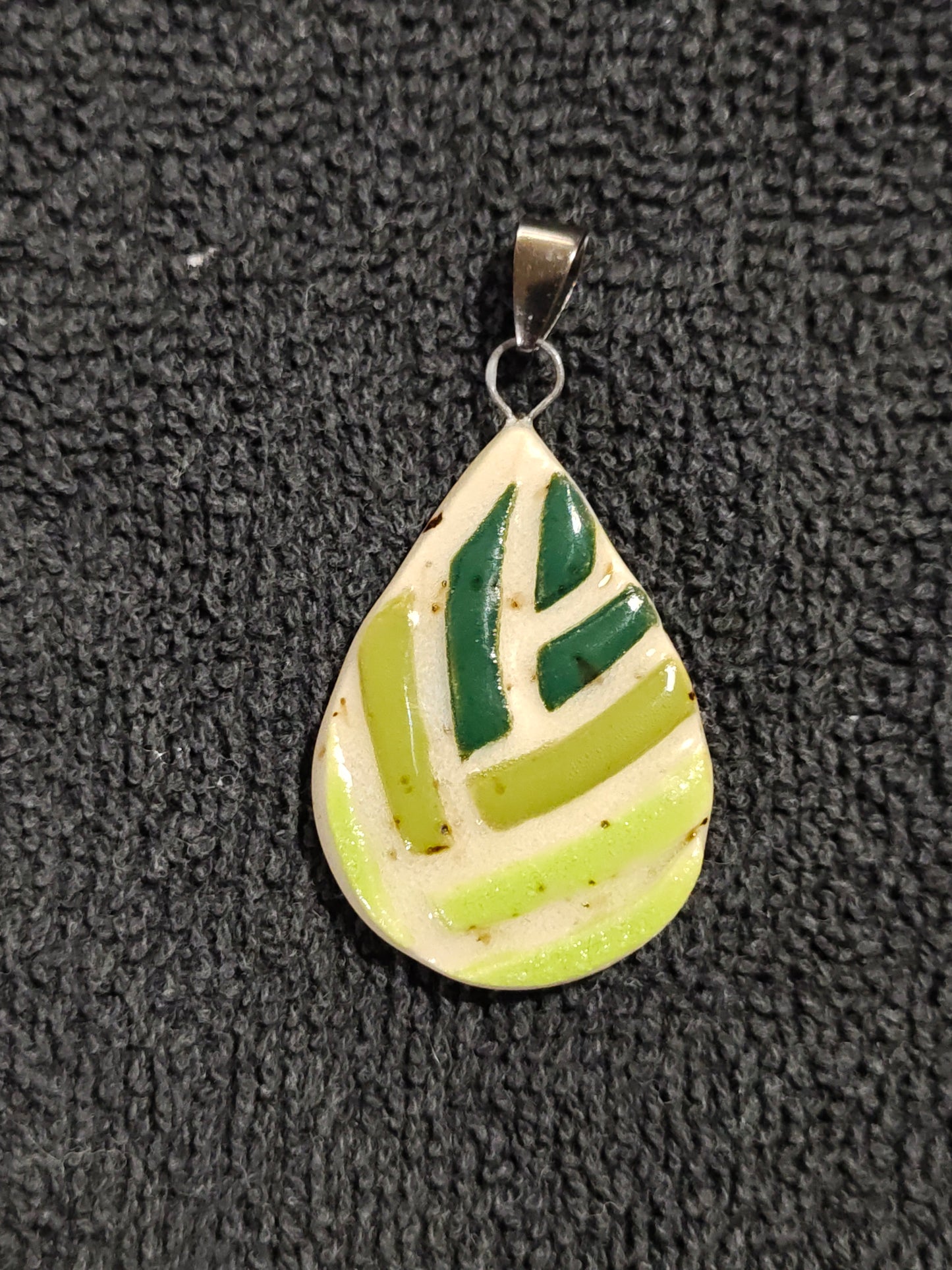 Green Stripe Pendant - P105