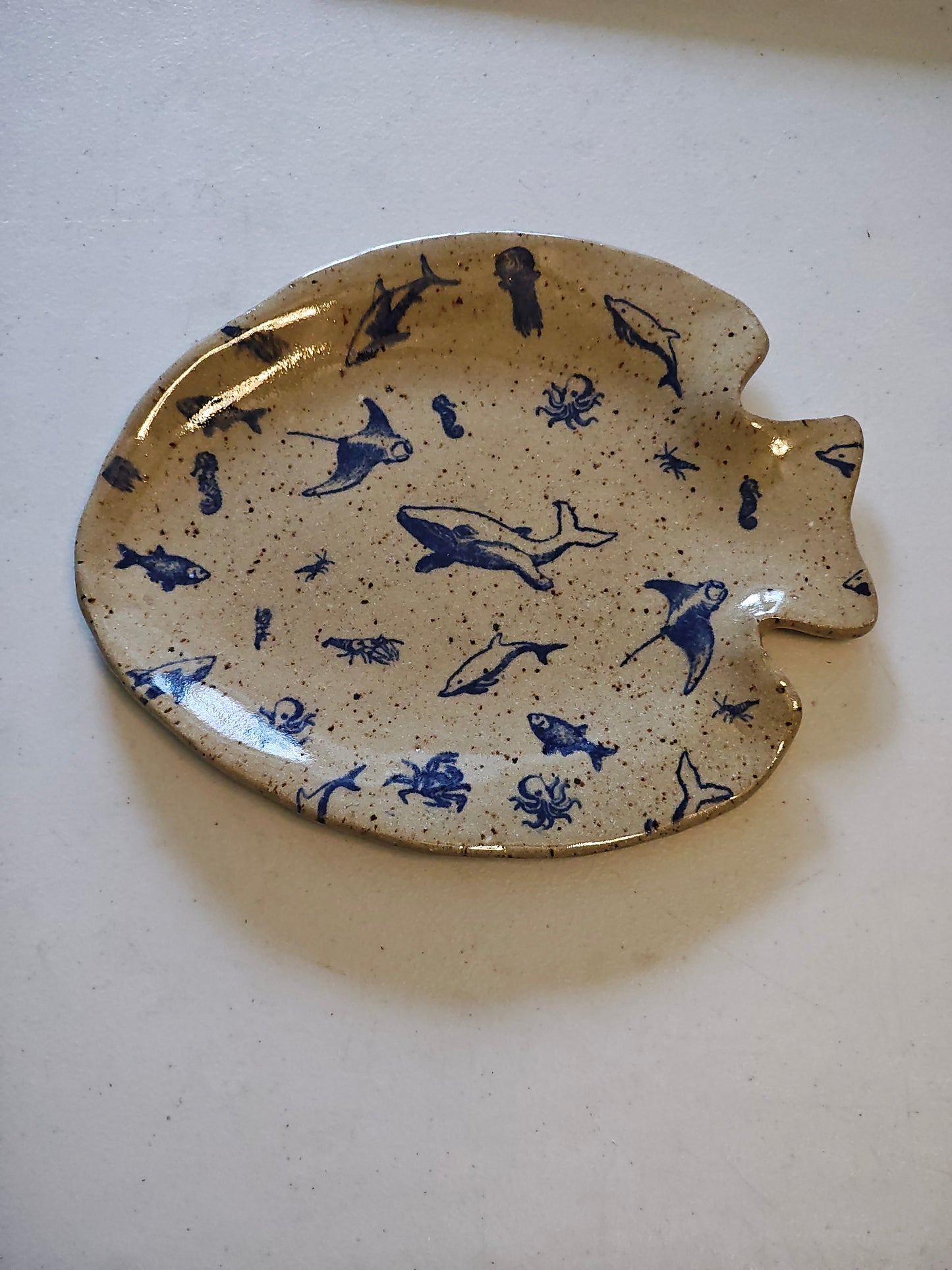 Fish shaped plate with whale