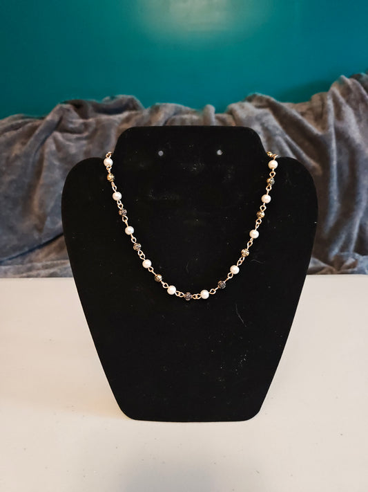 Glass Pearl and Gold Rose Necklace - 48