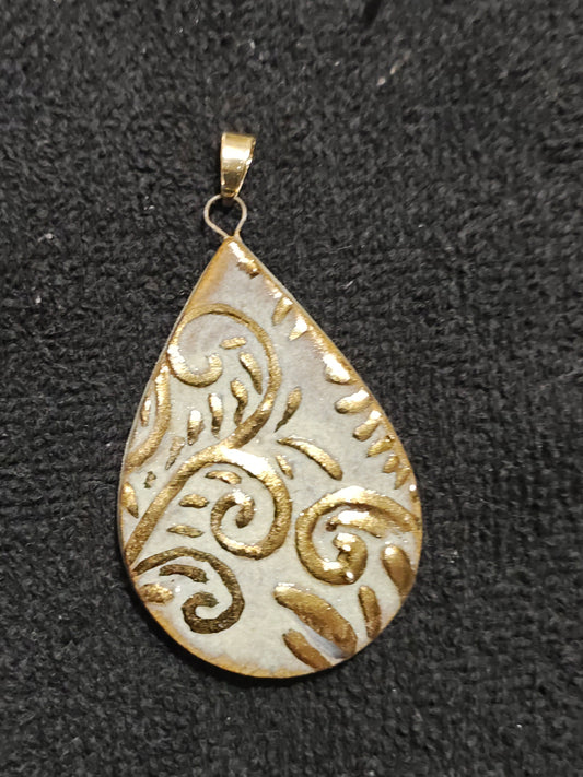 Gold Scrollwork Pendant - P125