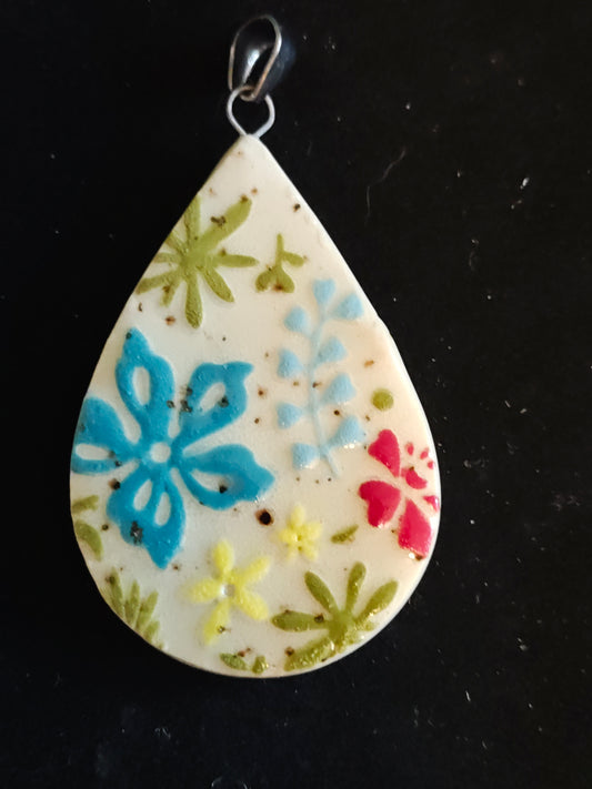 Floral Pattern Pendant - P52