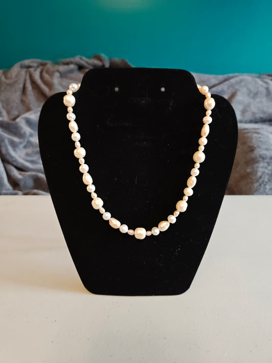 Freshwater Pearl Necklace - S28