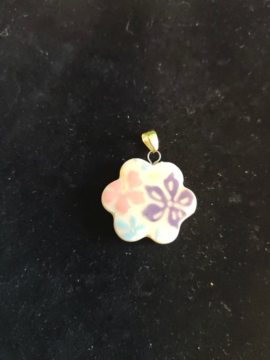 Flower Pendant - P38
