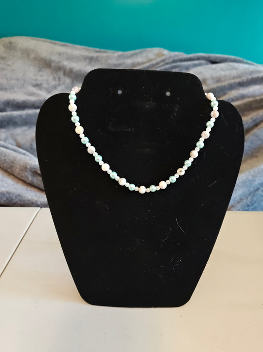 Shell and Glass Pearl Necklace - S38