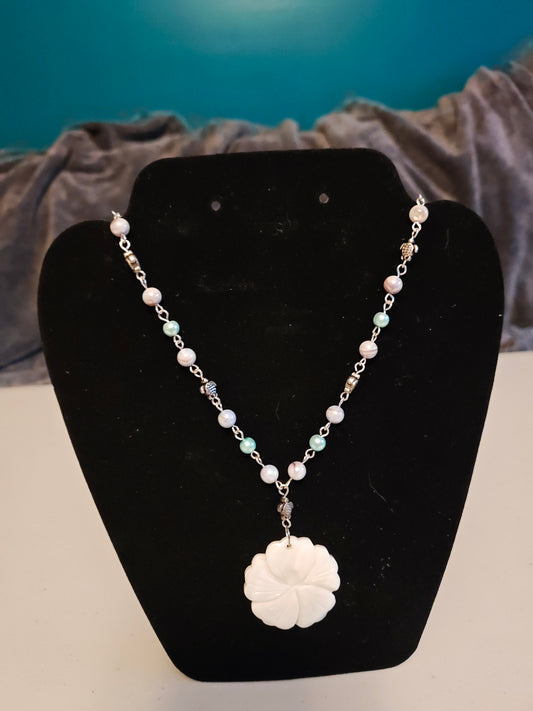 Shell Flower Necklace - C55